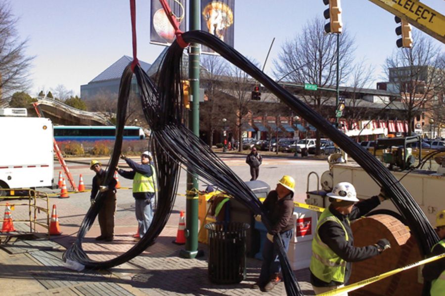 Lắp cáp quang ngoài trời