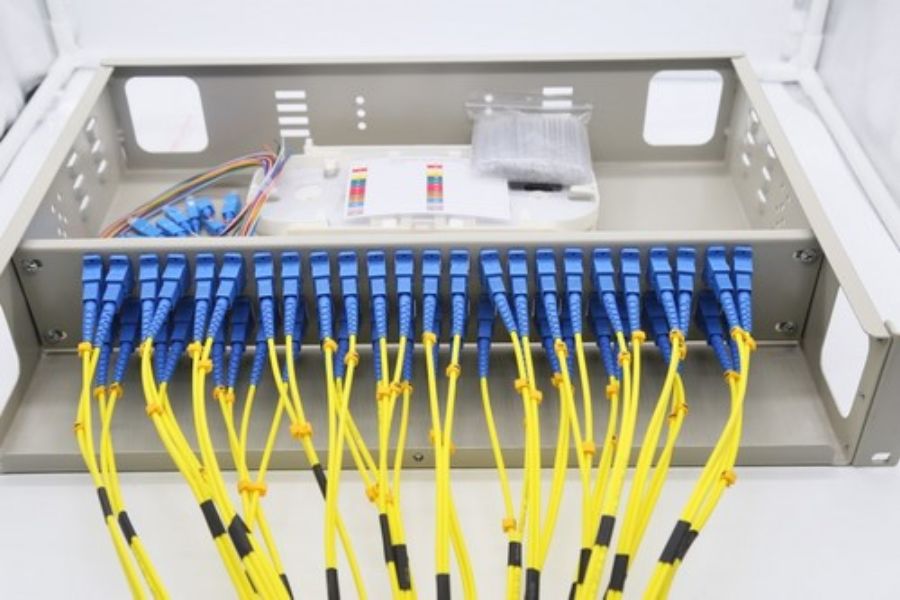 Hướng dẫn đấu nối odf: cố đinh cáp quang