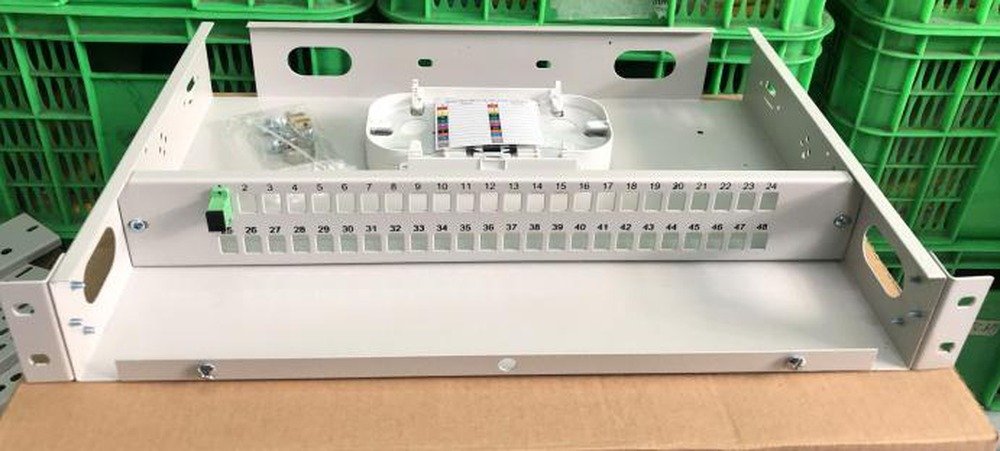 ODF 48FO gắn rack 19 inch cố định - ODF-TCN-CD-48 1 ODF 48FO gắn rack 19 inch cố định 1.5U - TCNET