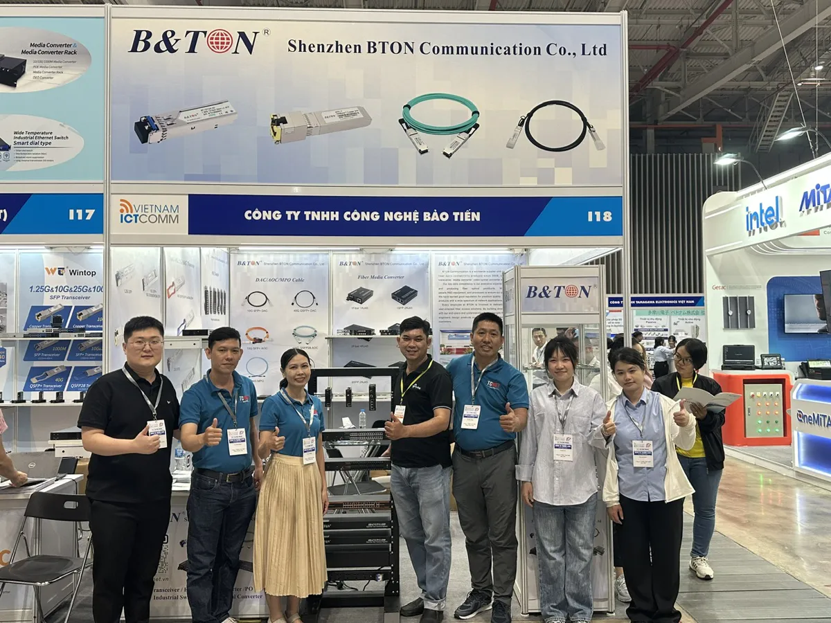 Mạng Thành Công tham gia Triển lãm quốc tế ICT COMM Vietnam 2025 35 Đội ngũ TCNET tại gian hàng ICT COMM Vietnam 2025